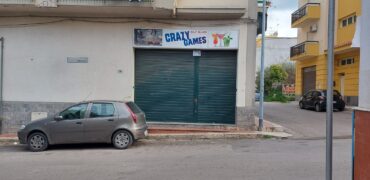 Casteldaccia: Magazzino Via Naurra