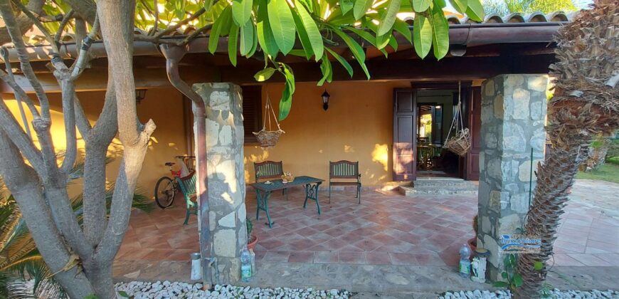 Campofelice di Roccella: Villa Contrada Piano Calzata