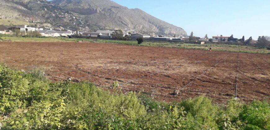 Palermo : Terreno Via Partanna Mondello