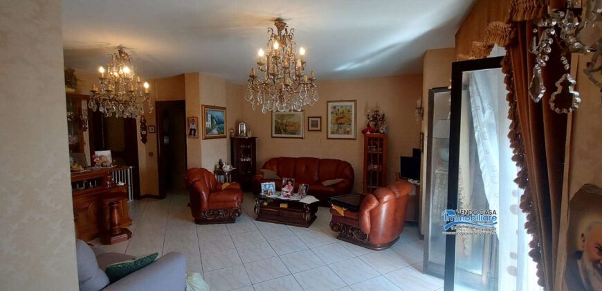 Casteldaccia: Appartamento Via Re Di Puglia