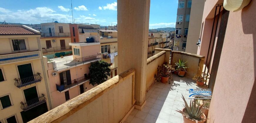 Casteldaccia: Appartamento Via Re Di Puglia