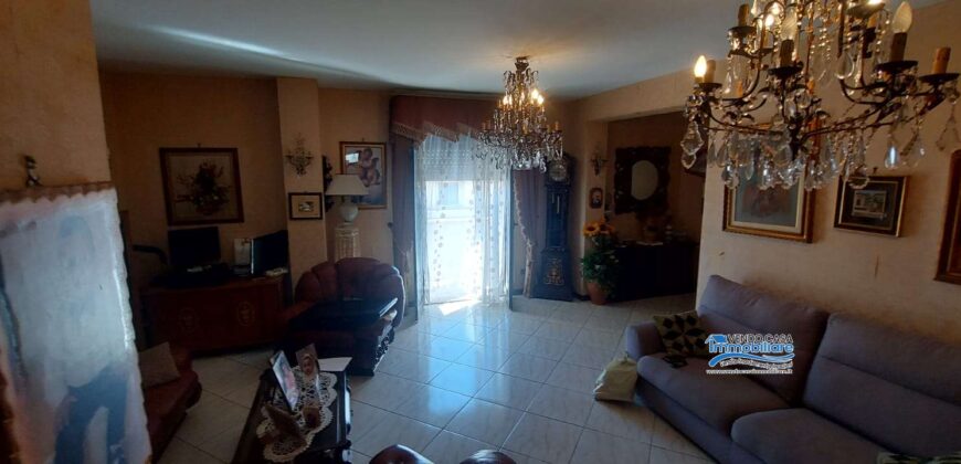 Casteldaccia: Appartamento Via Re Di Puglia