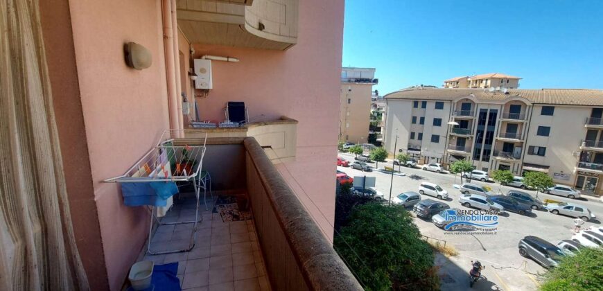 Casteldaccia: Appartamento Via Re Di Puglia