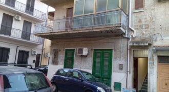 Bagheria: Appartamento Via Cesare Battisti