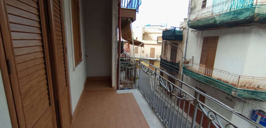 Casteldaccia: Casa Indipendente Via Naurra