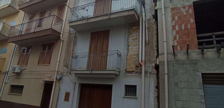 Casteldaccia: Casa Indipendente Via Naurra