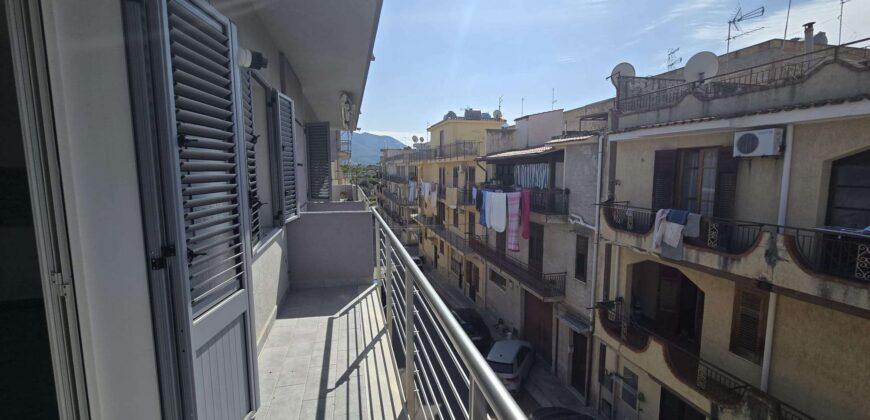 Casteldaccia: Appartamento 2° Piano Via Vincenzo Bellini