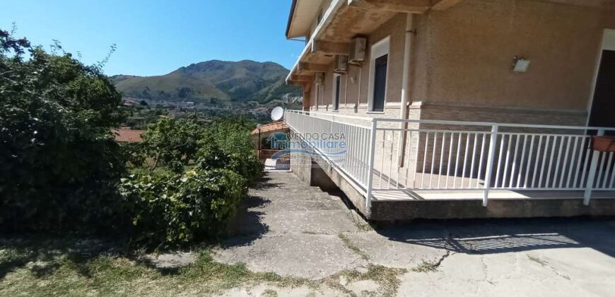 Morreale: Villa Via Giuseppina Turrisi Colonna