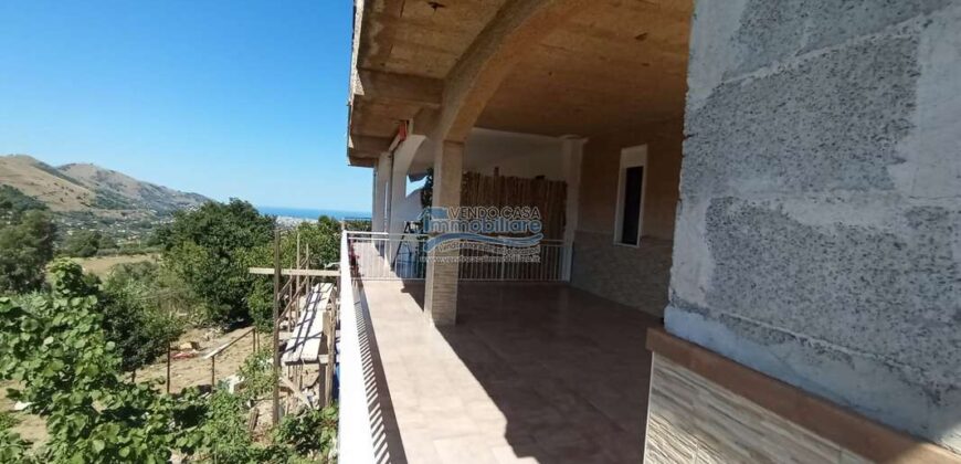 Morreale: Villa Via Giuseppina Turrisi Colonna