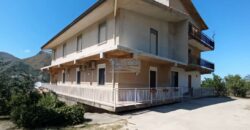 Morreale: Villa Via Giuseppina Turrisi Colonna