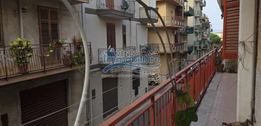 Casteldaccia: Appartamento Via Emilia,