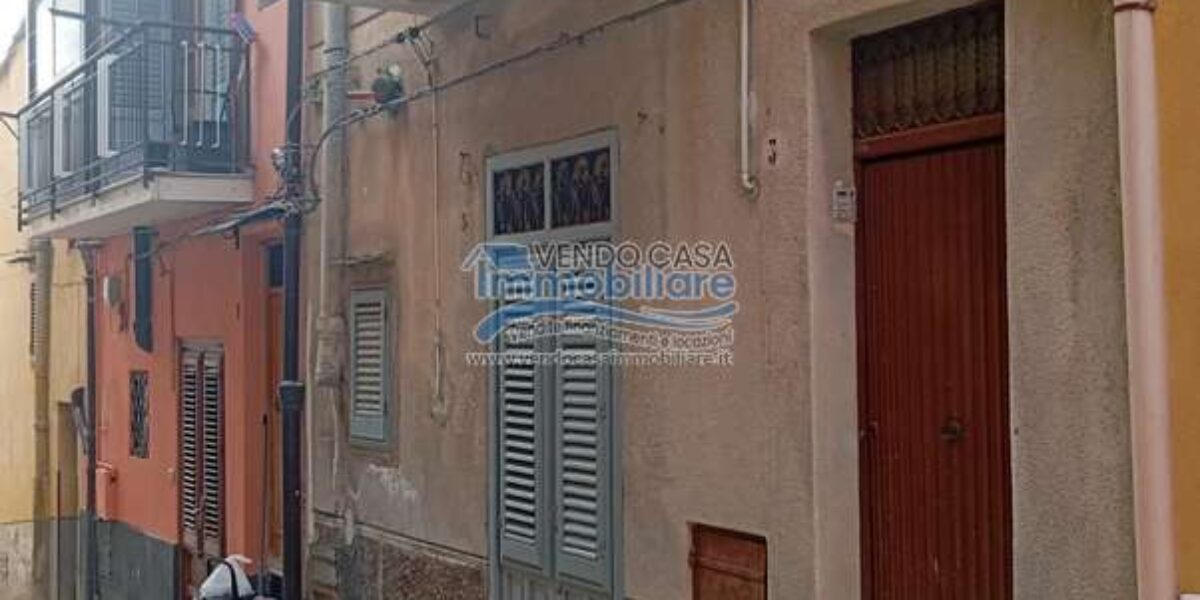 Piana degli Albanesi: Appartamento Via Schiptari.