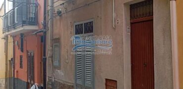 Piana degli Albanesi: Appartamento Via Schiptari.