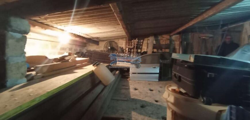 Casteldaccia: Magazzino Via Camilla Caderna