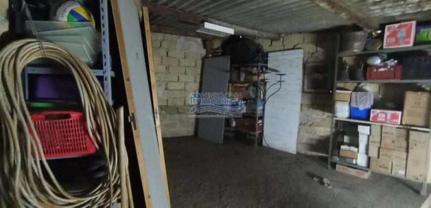 Casteldaccia: Magazzino Via Camilla Caderna