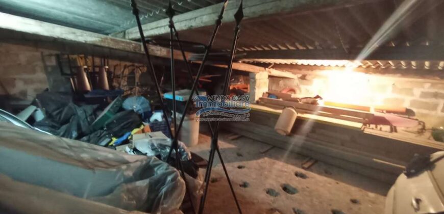 Casteldaccia: Magazzino Via Camilla Caderna