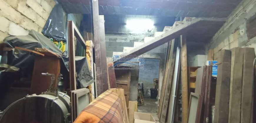 Casteldaccia: Magazzino Via Camilla Caderna