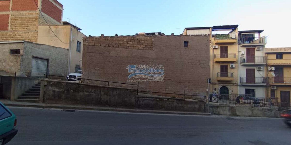 Casteldaccia: Magazzino Via Camilla Caderna