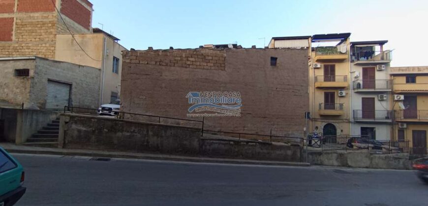 Casteldaccia: Magazzino Via Camilla Caderna