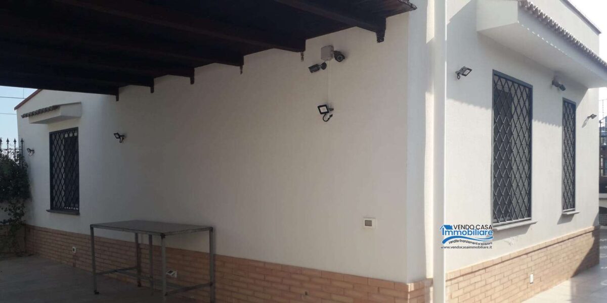 Altavilla Milicia : Villa Via Consolare