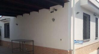 Altavilla Milicia : Villa Via Consolare